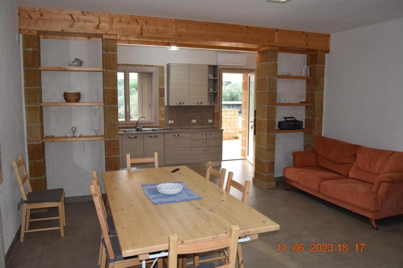 Villa Fior D'Ulivo อาโวลา ภายนอก รูปภาพ
