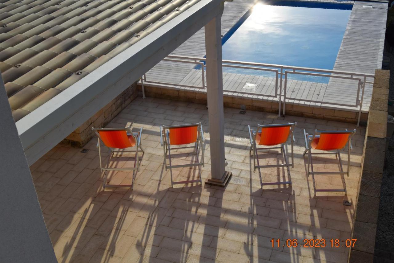 Villa Fior D'Ulivo อาโวลา ภายนอก รูปภาพ