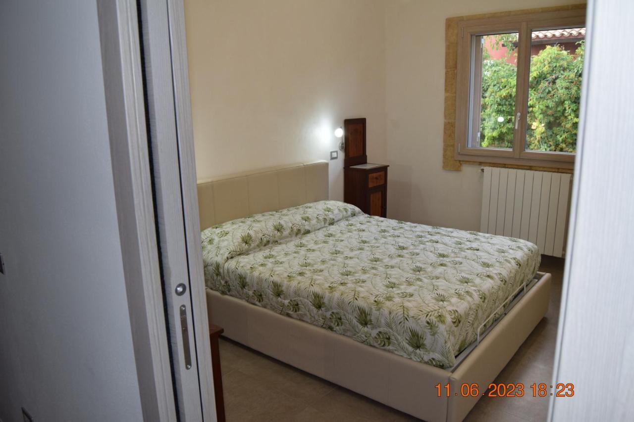Villa Fior D'Ulivo อาโวลา ภายนอก รูปภาพ